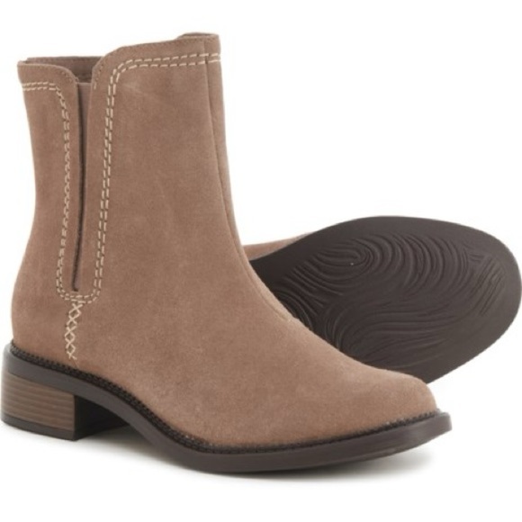 Clarks Maye Zip Boots - Suede (For Women - Picture 1 of 14